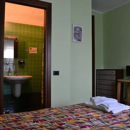 Orio Bgy Bed & Breakfast 2*